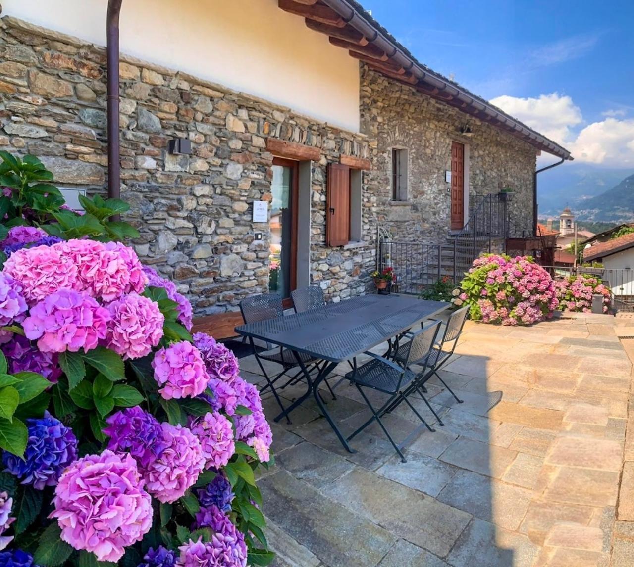 La Volta - Lake Como Heritage Home In Molino Maufet Watermill - Patio On The Garden Colico Eksteriør bilde